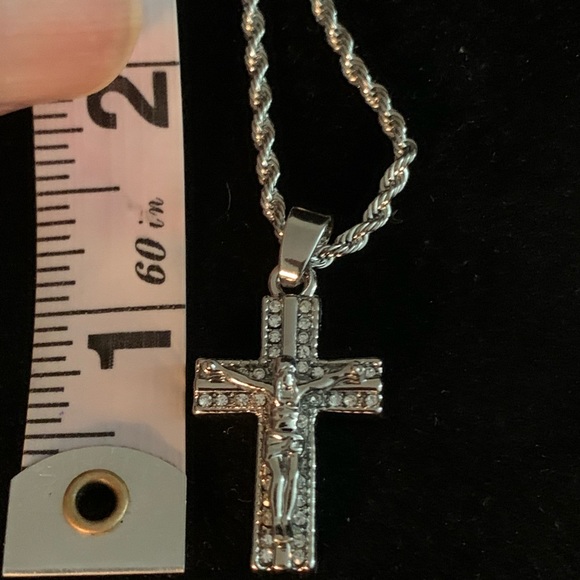 COPY - Pendant Necklace Cross Charm - Picture 4 of 4